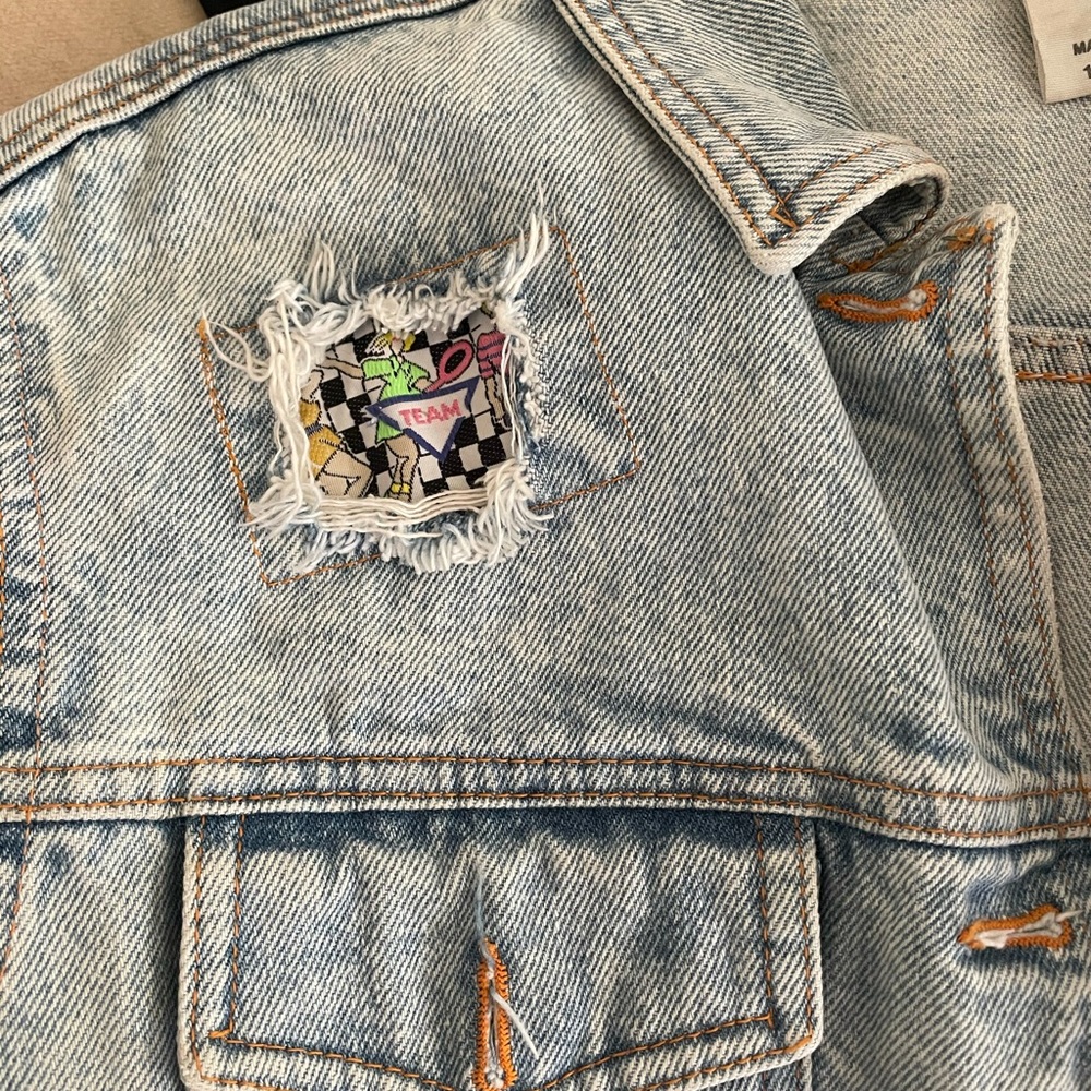 Vintage Cropped Denim Jacket - Picture 4 of 7